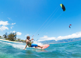 Il kitesurfing caratteristiche 845 0 Sport estremi il kitesurfing